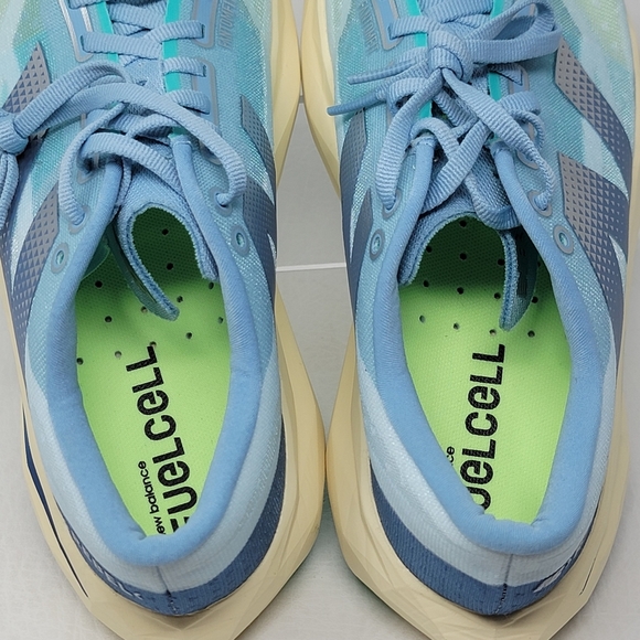 New Balance Fuelcell Rebel V4 WFCXCH4 Women Size 8.5 Running Shoes Aqua New - Picture 9 of 10